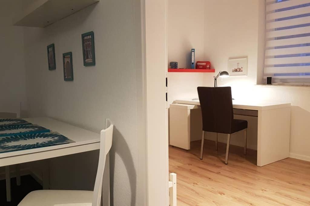 Appartement Vanille, Ferienwohnung Mit Eigenem Eingang, Wie Ein Kleines Haus Bad Salzuflen Eksteriør bilde